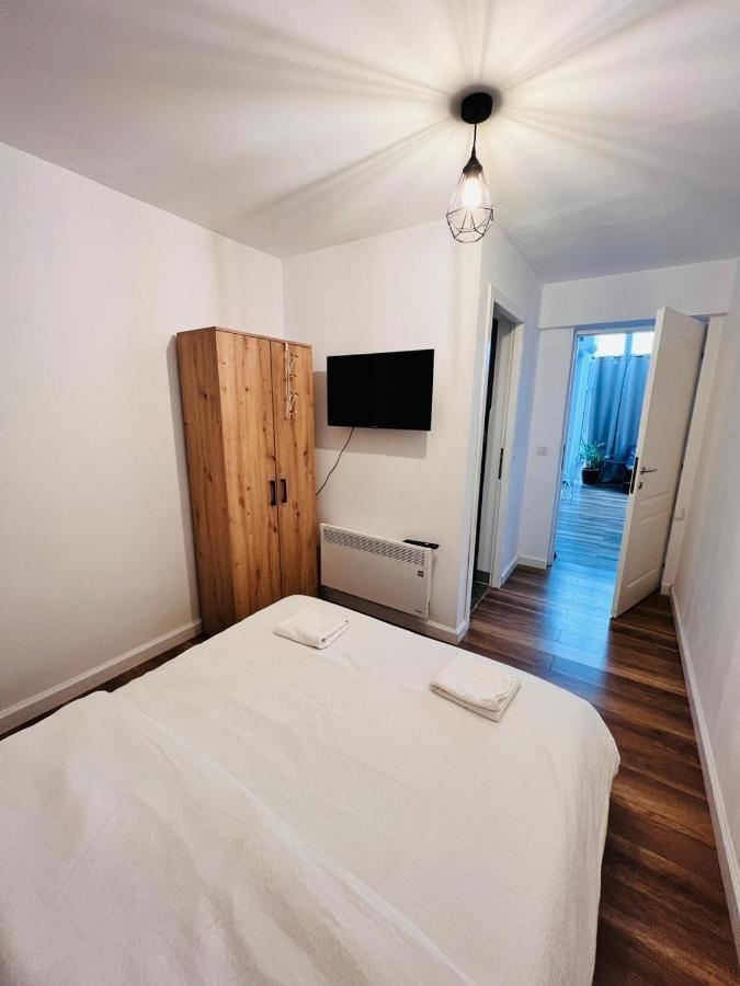 Master Adventure Guest House Vadu Crisului Luaran gambar